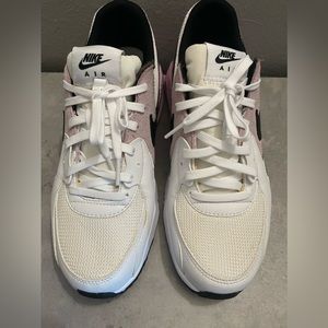 💗SOLD💗 Nike Air Max Size 8